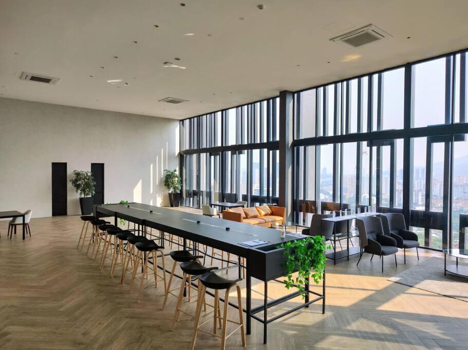 Infinity Pool 2Br Suite 7Pax @Beacon @Georgetown Ngoại thất bức ảnh
